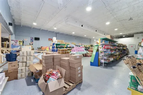 17313 NE Us Highway 301 Waldo FL 32694
