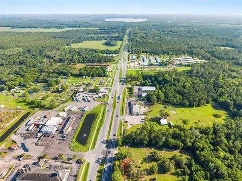 17313 NE Us Highway 301 Waldo FL 32694