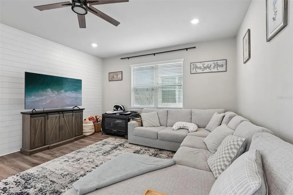 7673 Yale Harbor Drive Wesley Chapel FL 33545