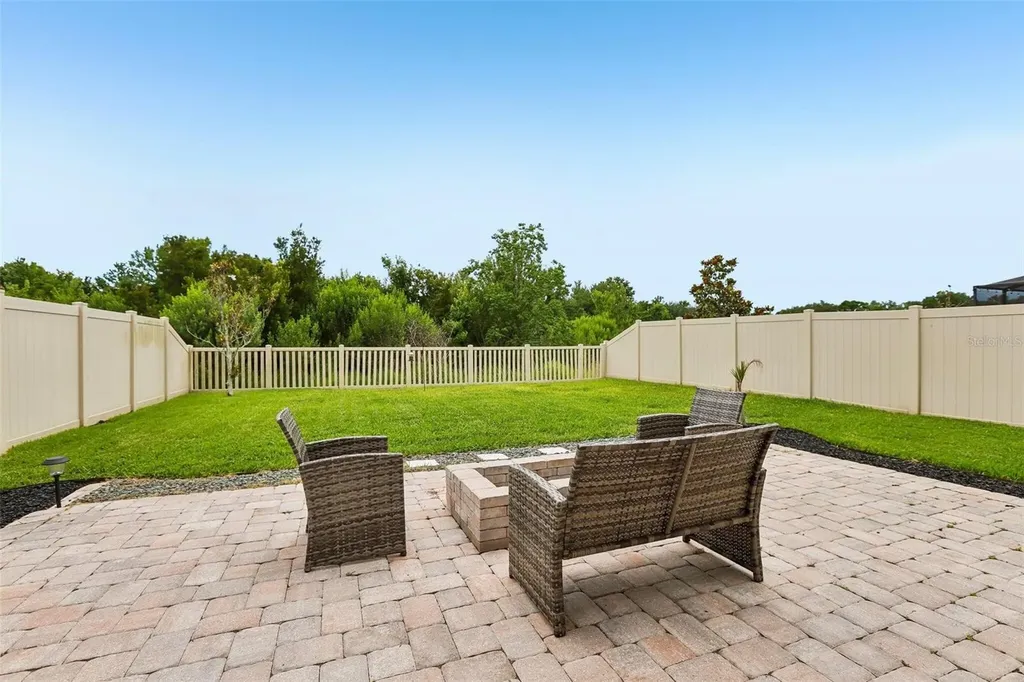 7673 Yale Harbor Drive Wesley Chapel FL 33545