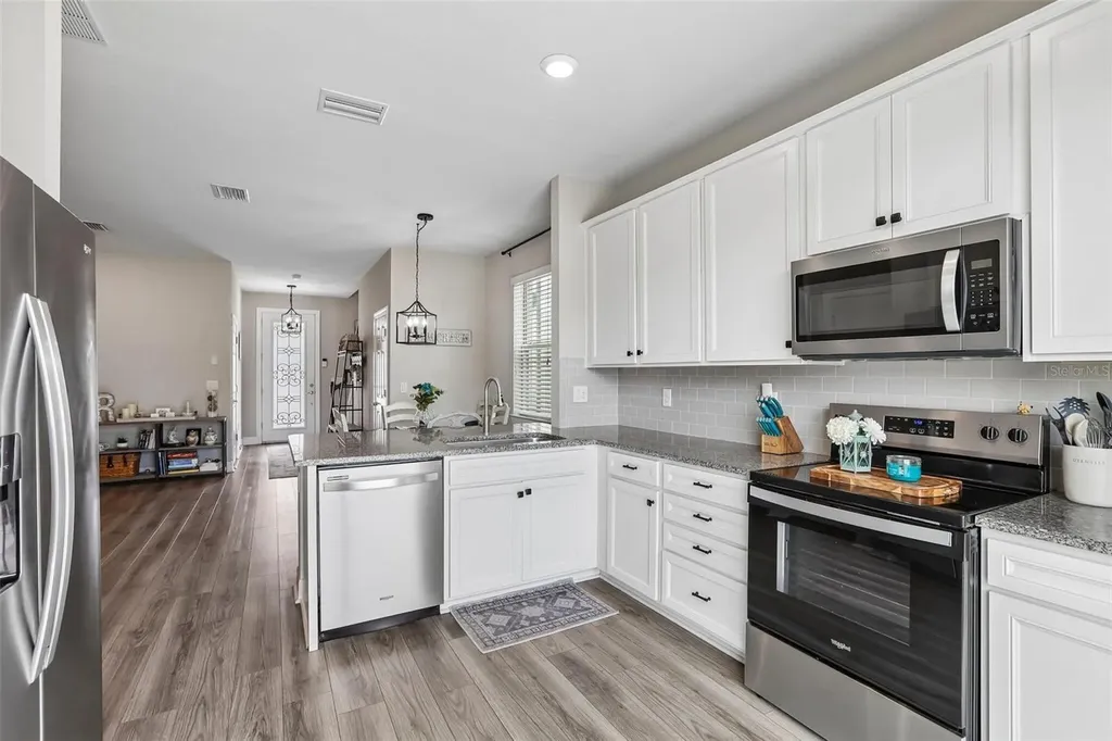 7673 Yale Harbor Drive Wesley Chapel FL 33545