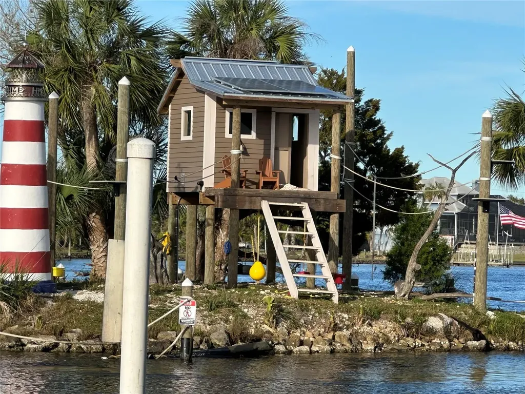 4025 S Missouri Street Homosassa FL 34448