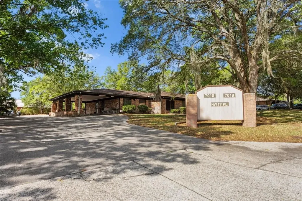 7019 NW 11th Place Gainesville FL 32605