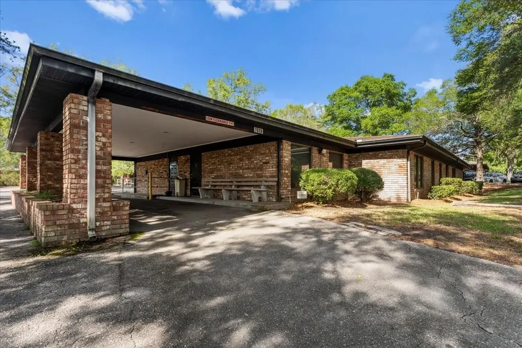 7019 NW 11th Place Gainesville FL 32605
