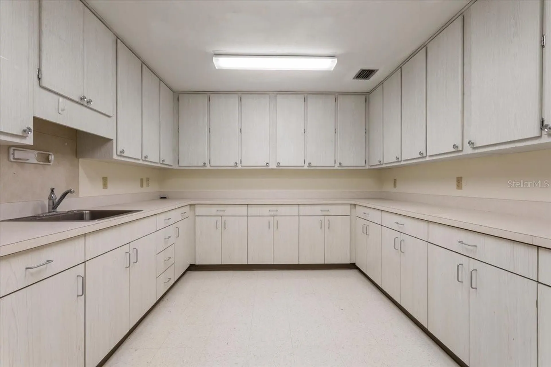 7019 NW 11th Place Gainesville FL 32605