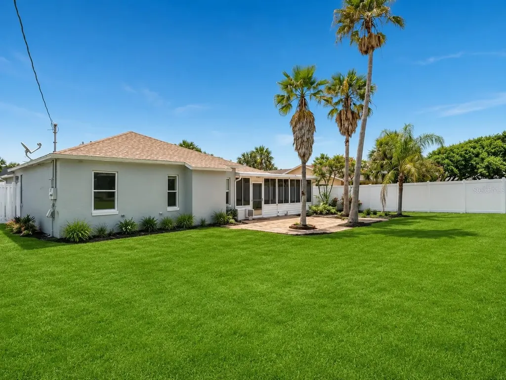 4624 S Atlantic Avenue New Smyrna Beach FL 32169