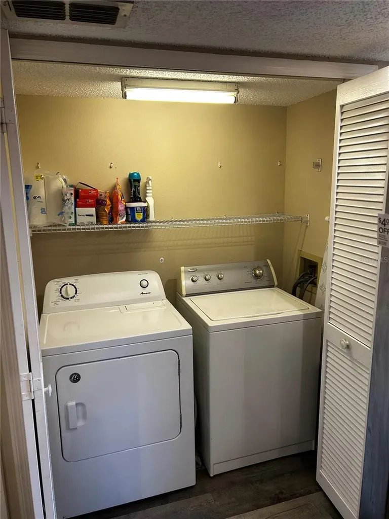 2118 Fletchers Point Circle Tampa FL 33613