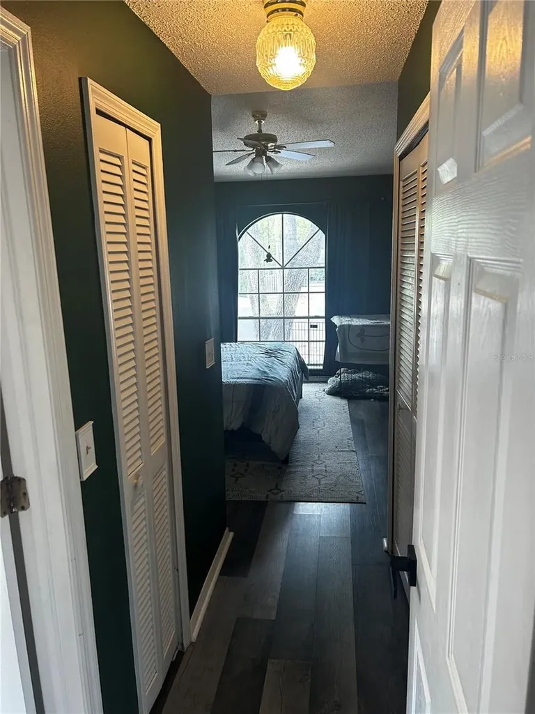 2118 Fletchers Point Circle Tampa FL 33613