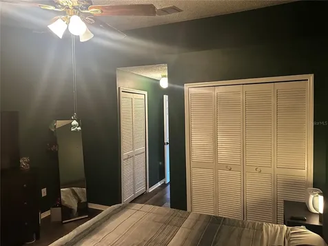 2118 Fletchers Point Circle Tampa FL 33613
