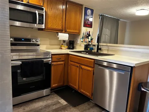 2118 Fletchers Point Circle Tampa FL 33613
