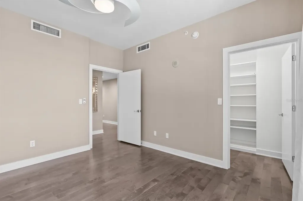 1120 E Kennedy Boulevard Tampa FL 33602