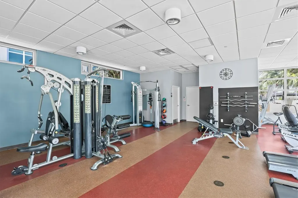 1120 E Kennedy Boulevard Tampa FL 33602