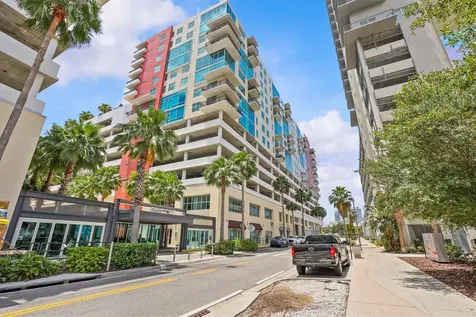 1120 E Kennedy Boulevard Tampa FL 33602