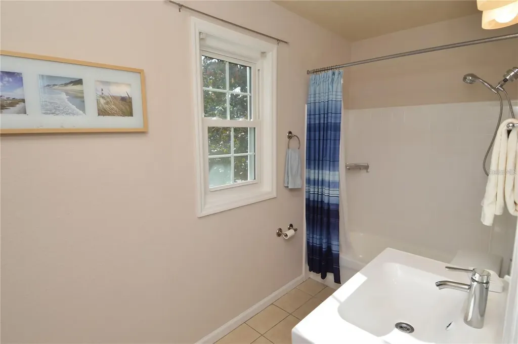 3889 Pompano Drive SE St Petersburg FL 33705