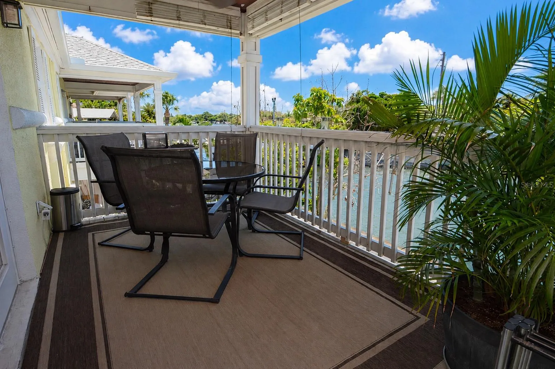 3889 Pompano Drive SE St Petersburg FL 33705