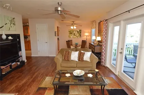 3889 Pompano Drive SE St Petersburg FL 33705