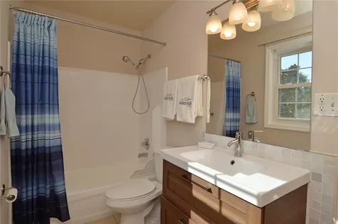 3889 Pompano Drive SE St Petersburg FL 33705