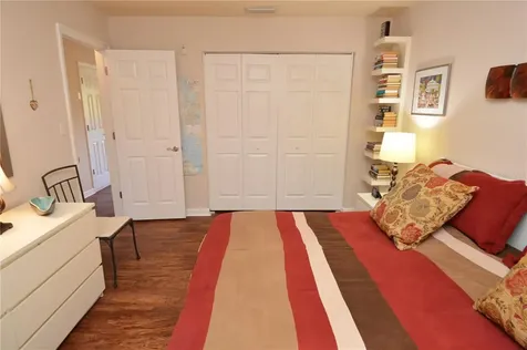 3889 Pompano Drive SE St Petersburg FL 33705