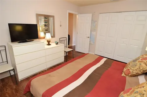 3889 Pompano Drive SE St Petersburg FL 33705