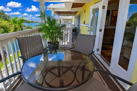 3889 Pompano Drive SE St Petersburg FL 33705