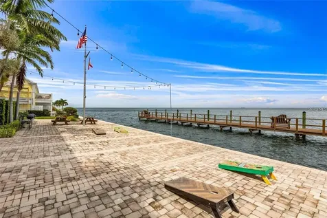 3889 Pompano Drive SE St Petersburg FL 33705