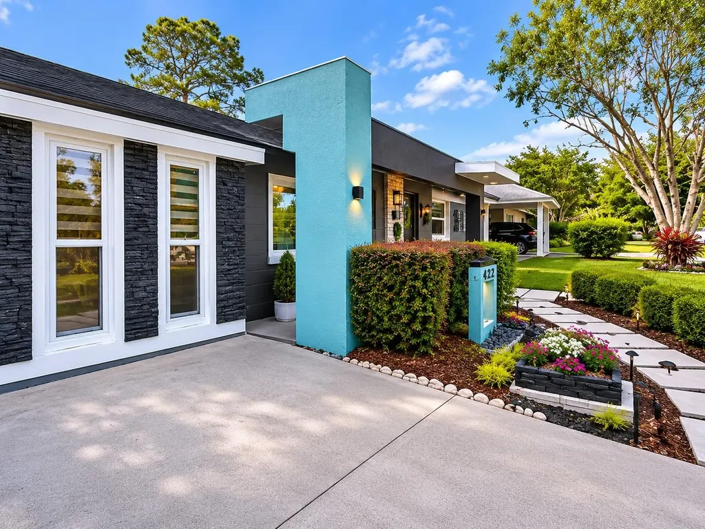 1050 Blackwood Street Altamonte Springs FL 32701