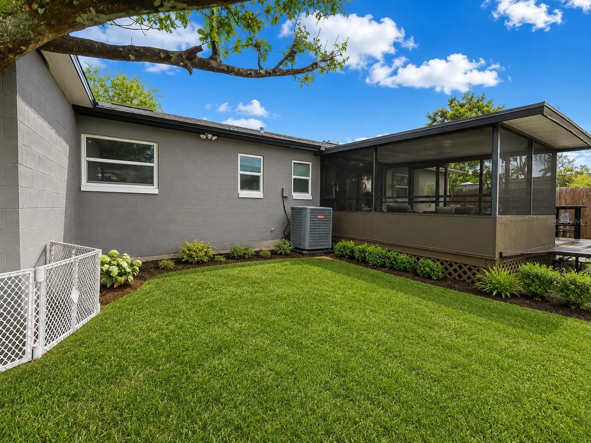 1050 Blackwood Street Altamonte Springs FL 32701