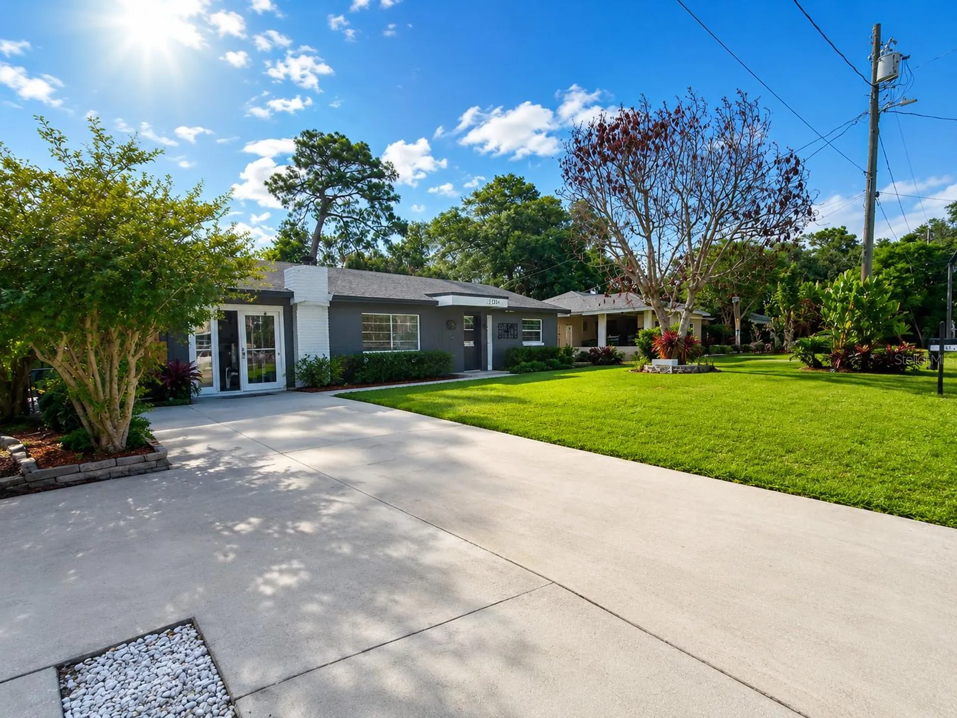 1050 Blackwood Street Altamonte Springs FL 32701