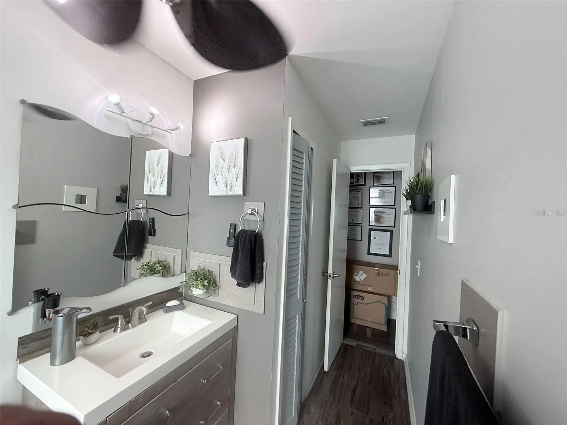 1050 Blackwood Street Altamonte Springs FL 32701