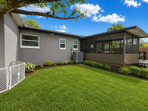 1050 Blackwood Street Altamonte Springs FL 32701