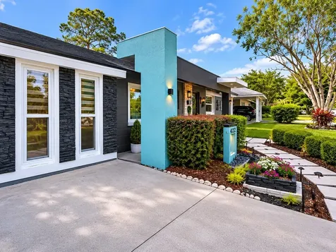 1050 Blackwood Street Altamonte Springs FL 32701