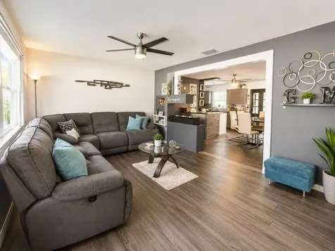 1050 Blackwood Street Altamonte Springs FL 32701
