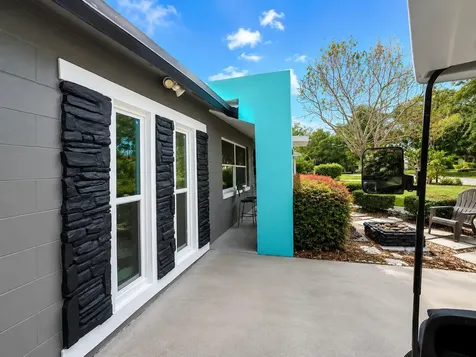 1050 Blackwood Street Altamonte Springs FL 32701