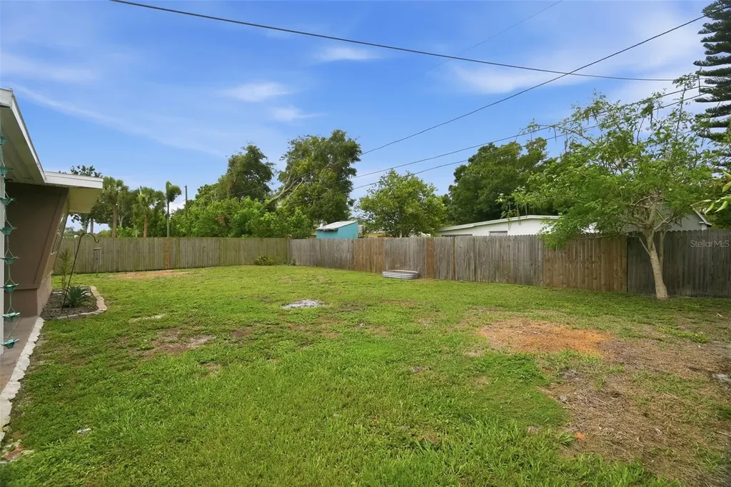2050 75th Street N St Petersburg FL 33710
