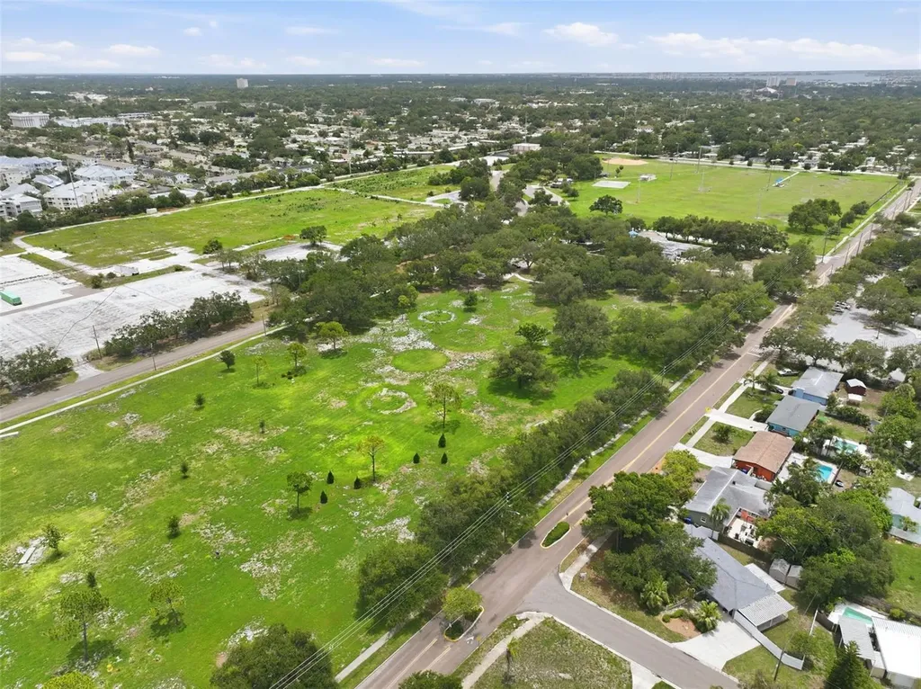 2050 75th Street N St Petersburg FL 33710