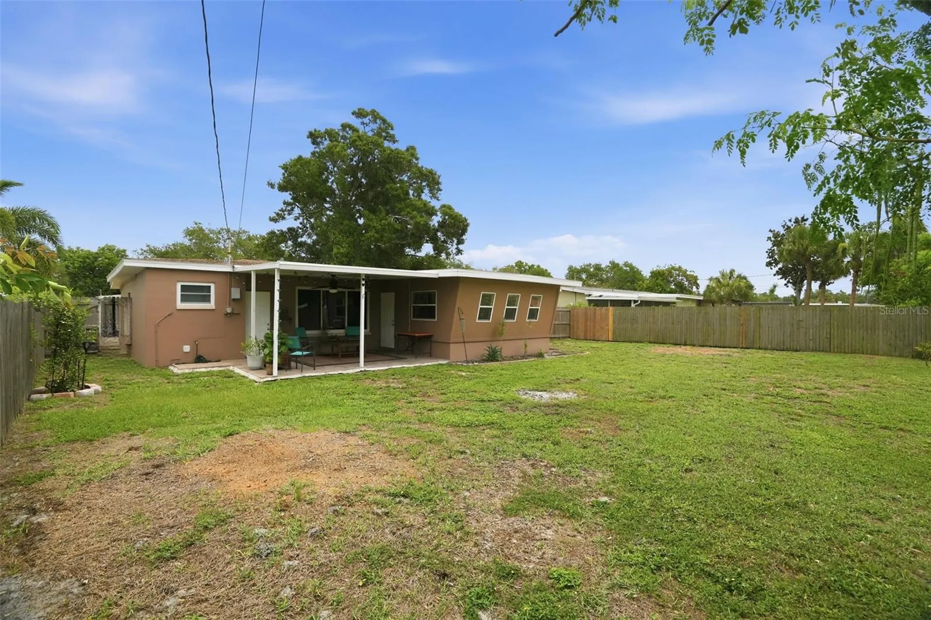 2050 75th Street N St Petersburg FL 33710