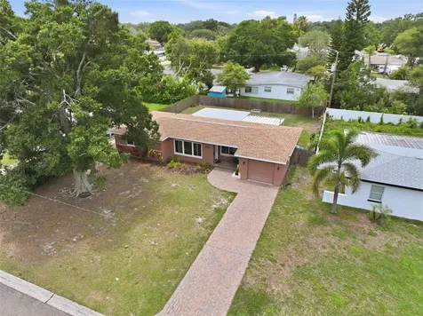 2050 75th Street N St Petersburg FL 33710