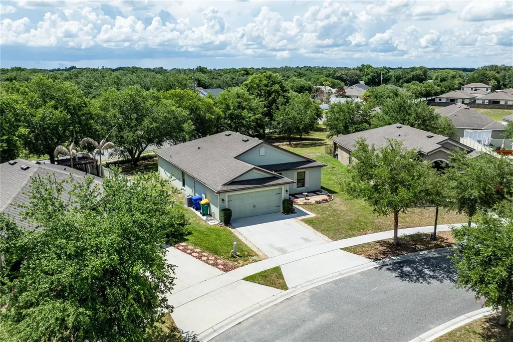 2428 Bexley Drive Tavares FL 32778