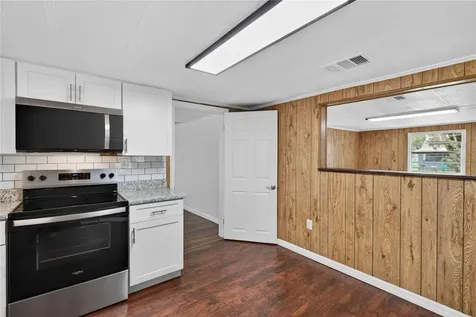 16141 3rd Street Umatilla FL 32784
