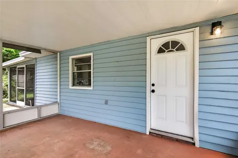 16141 3rd Street Umatilla FL 32784