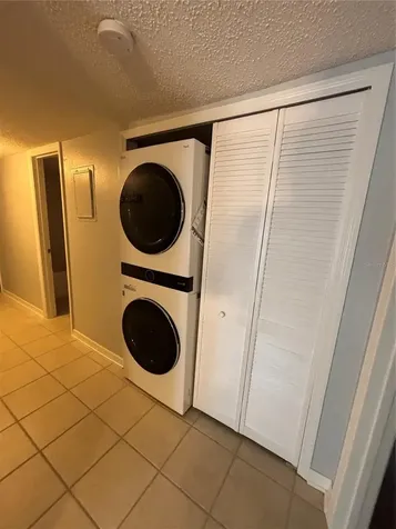 1968 Toucan Way Sarasota FL 34232