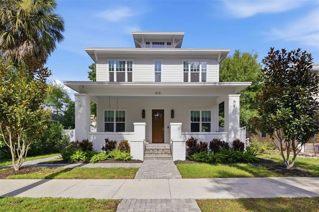 610 5th Street N St Petersburg FL 33701