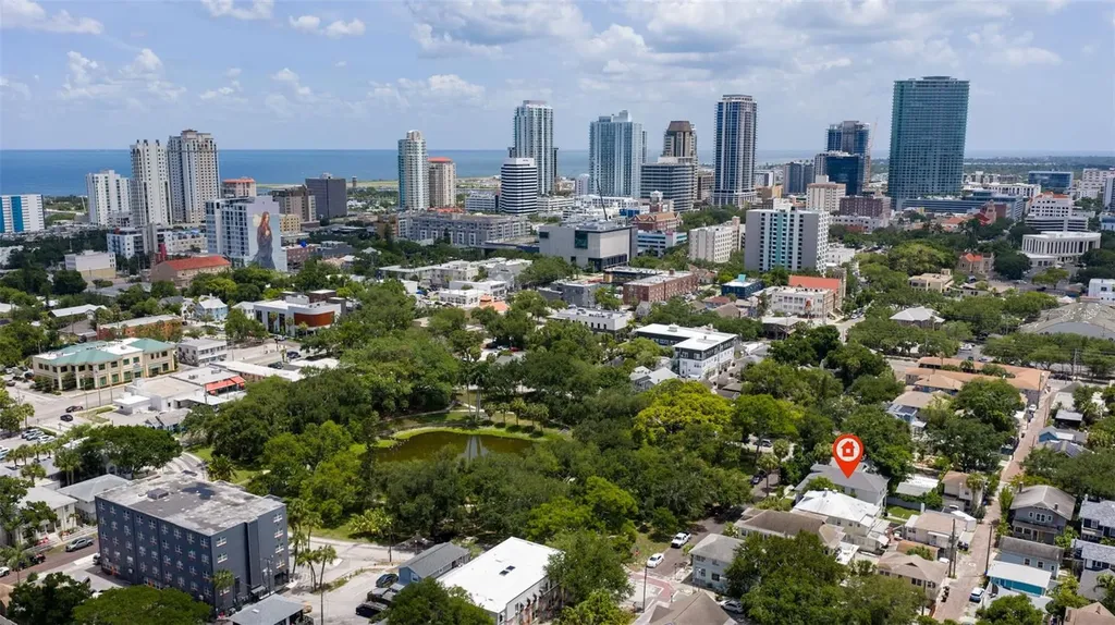 610 5th Street N St Petersburg FL 33701