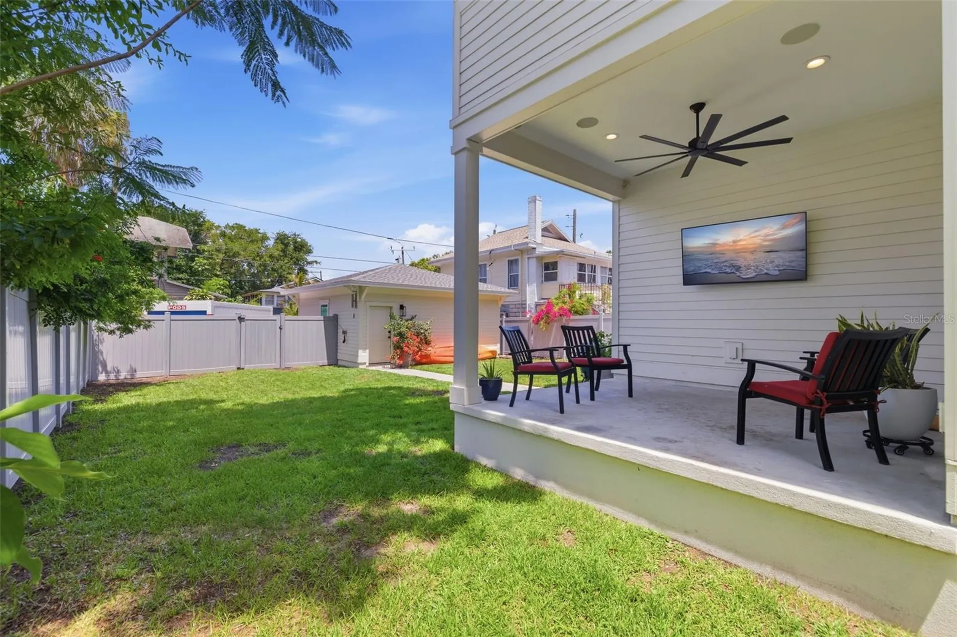 610 5th Street N St Petersburg FL 33701