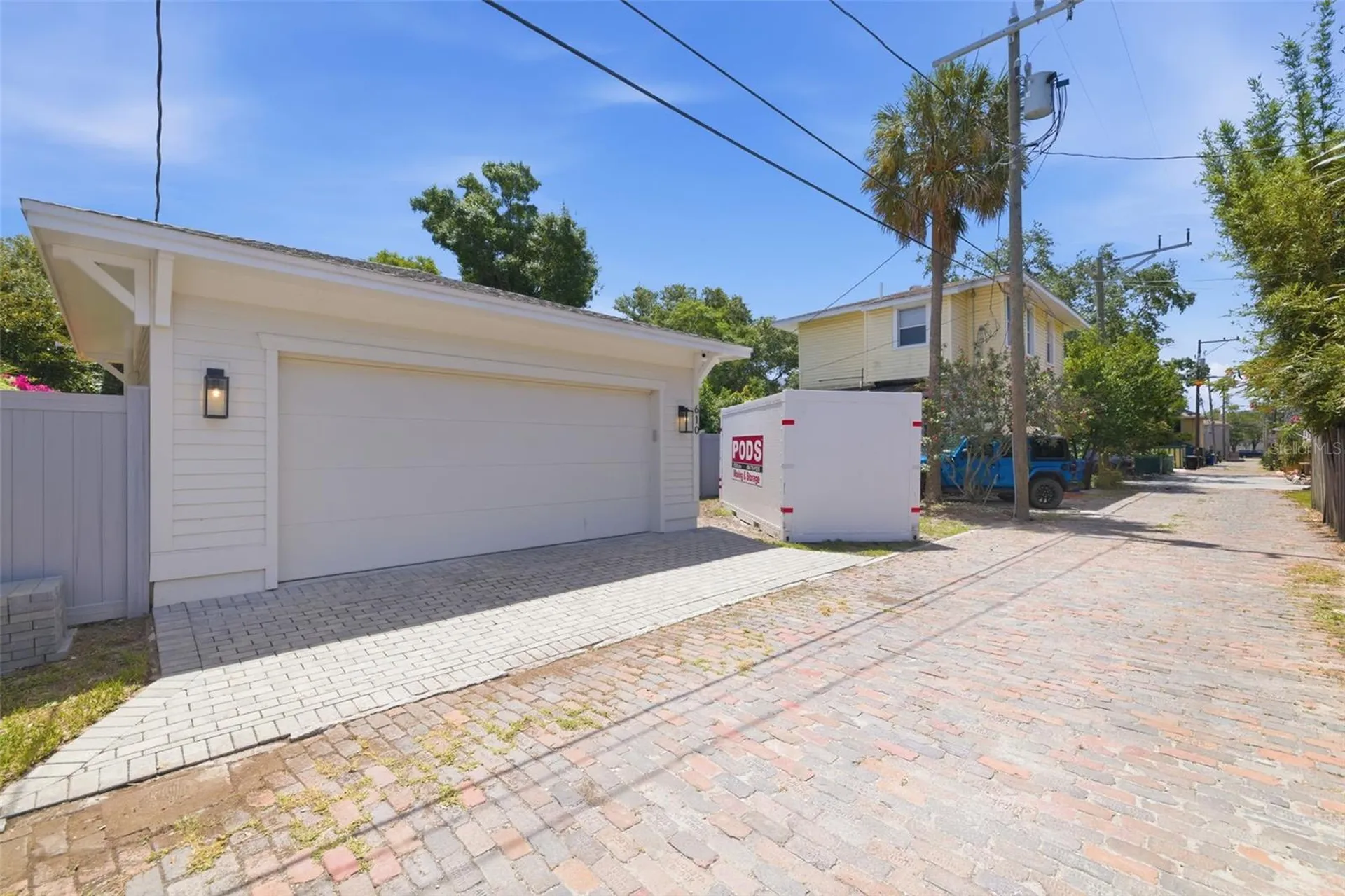 610 5th Street N St Petersburg FL 33701