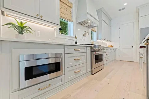 610 5th Street N St Petersburg FL 33701