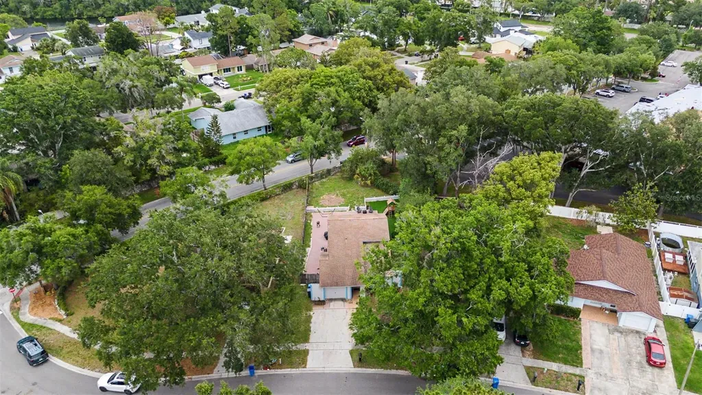 16317 Caliente Place Tampa FL 33624