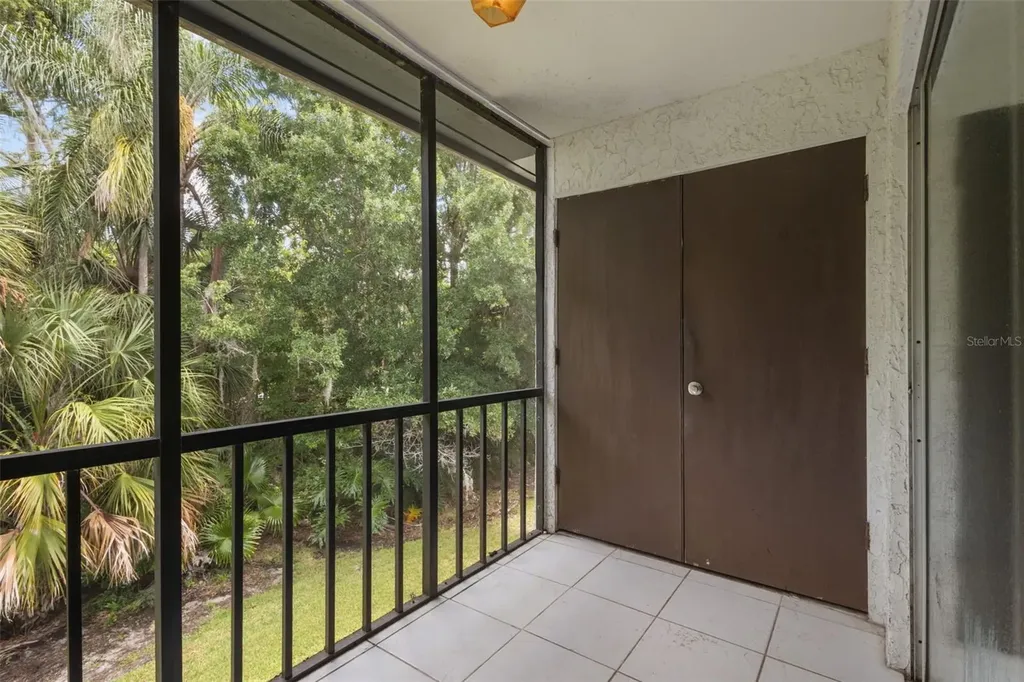 124 Cypress Lane Oldsmar FL 34677