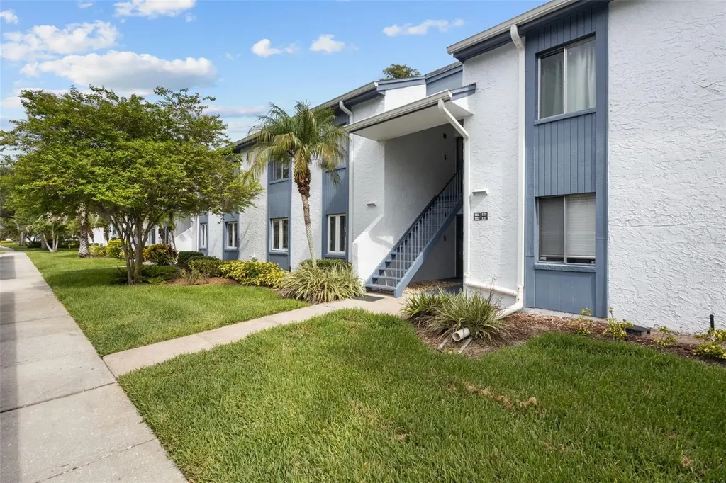 124 Cypress Lane Oldsmar FL 34677