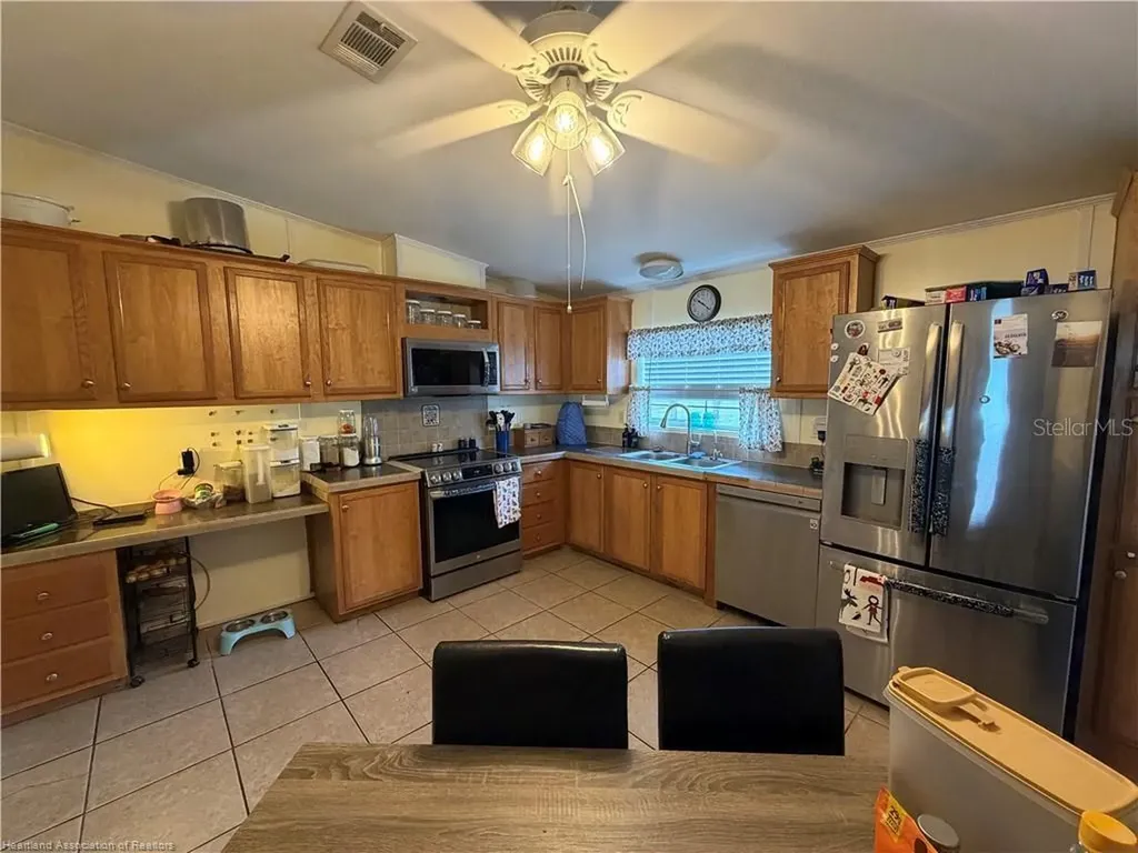 4042 SE 25th Street Okeechobee FL 34974